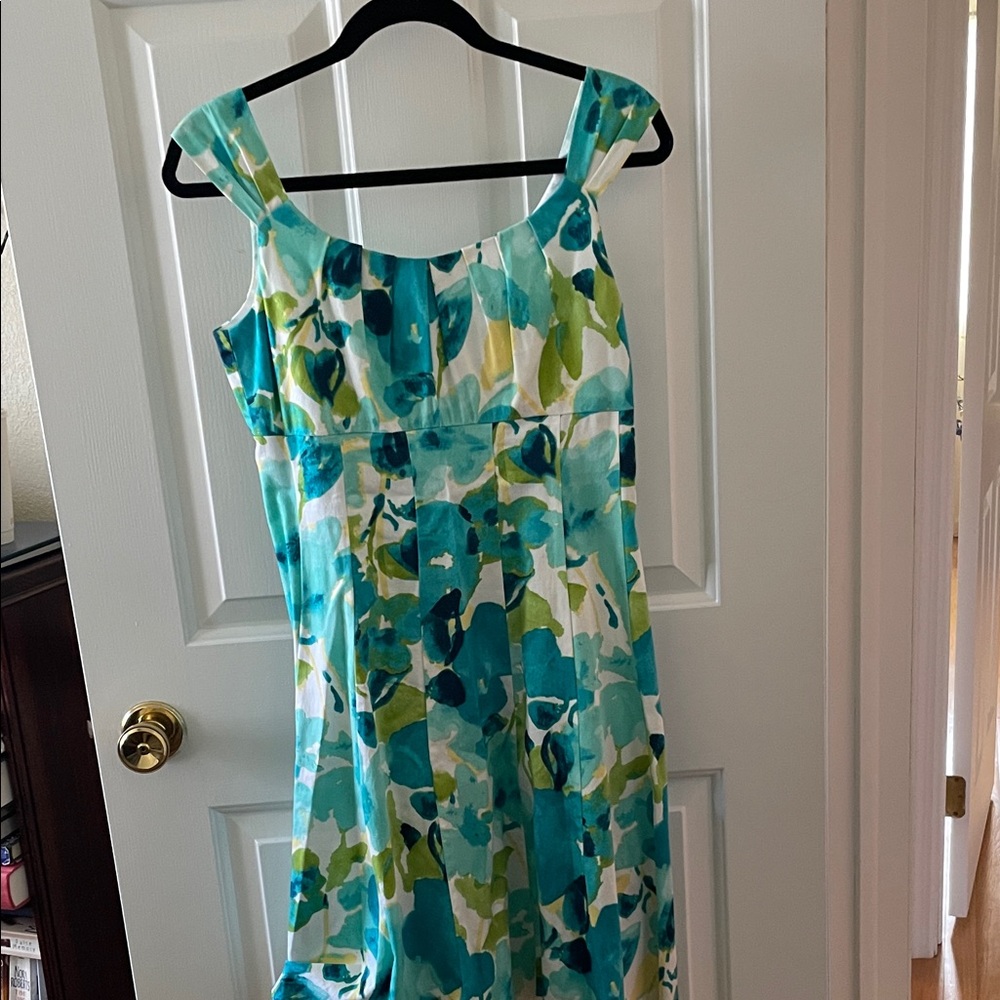 Dress Barn. Floral Blue and Green Dress. Size 6. Nice condition.